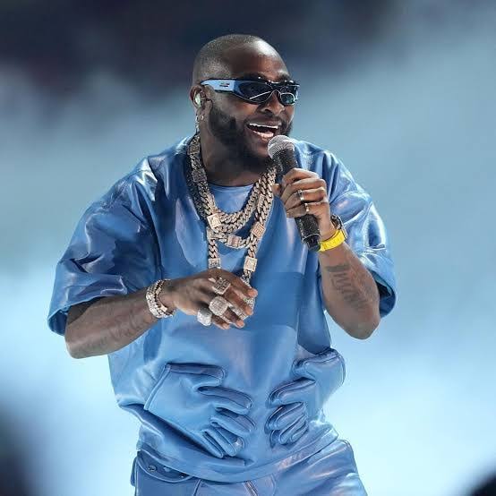 Davido Lights Up Uyo as ‘5IVE Alive’ Tour Hits Nigeria